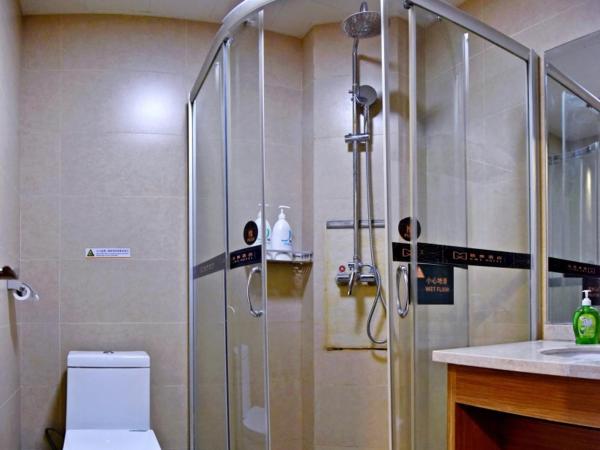 Gme Xi'an City Chang'an District Fengqiyuan Subway Station Hotel : photo 1 de la chambre chambre familiale