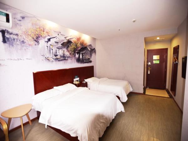 GreenTree Inn JiangSu SuZhou International Film City South JinShan Road Express Hotel : photo 2 de la chambre chambre familiale