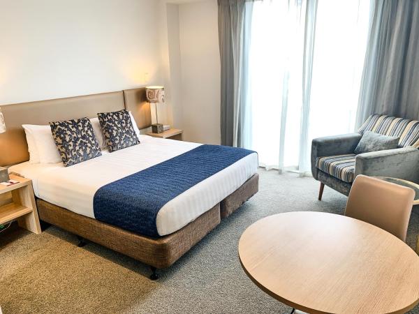 Ramada Suites by Wyndham Albany : photo 3 de la chambre studio avec kitchenette