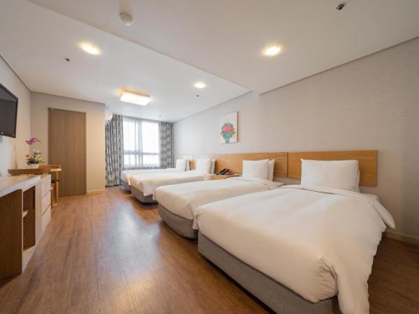 Ramada by Wyndham Seoul Dongdaemun : photo 1 de la chambre chambre quadruple deluxe
