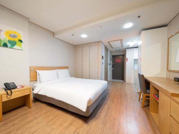 Ramada by Wyndham Seoul Dongdaemun : photo 1 de la chambre chambre double supérieure
