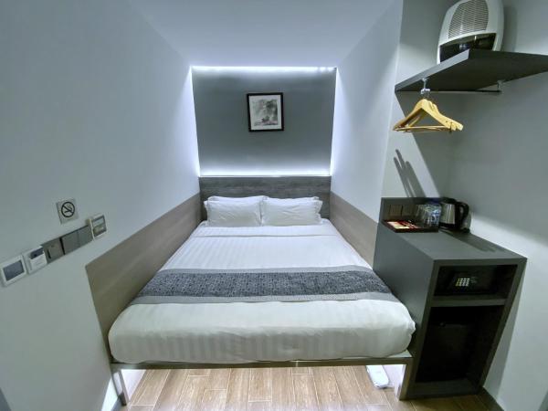 Bliss Hotel Singapore : photo 6 de la chambre chambre lit king-size standard sans fenêtre