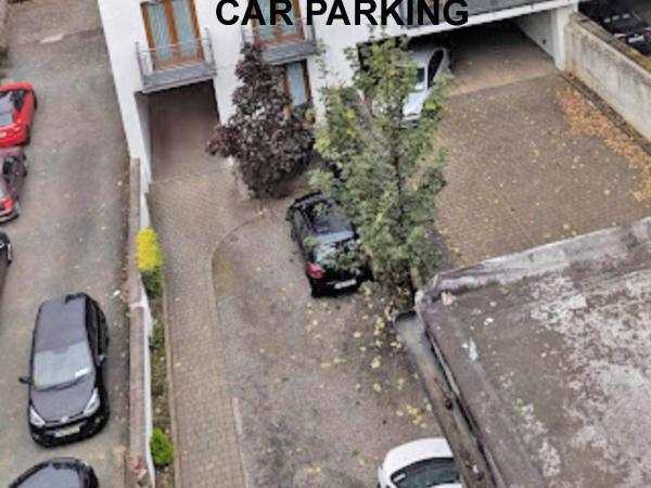 Baggot Court Townhouse : photo 1 de la chambre chambre simple avec parking