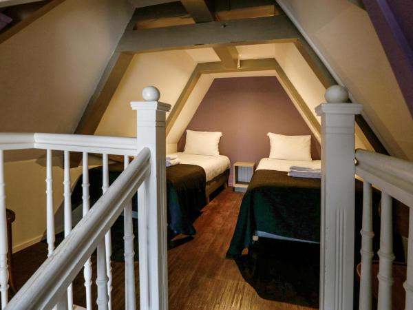 City Hotel Amsterdam : photo 4 de la chambre chambre quadruple