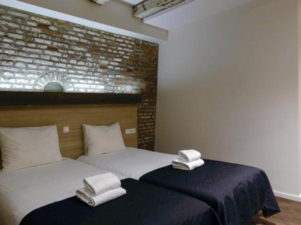 City Hotel Amsterdam : photo 9 de la chambre chambre lits jumeaux en sous-sol