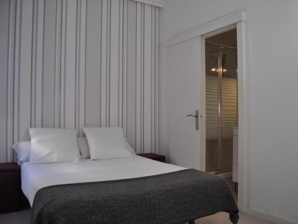 Hostal Gala Madrid : photo 2 de la chambre chambre familiale avec 2 chambres