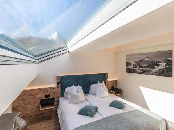 Hotel Hemizeus & Iremia Spa : photo 5 de la chambre penthouse de luxe - zeus