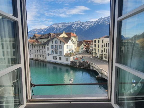 The Aarburg Hotel & Café : photo 4 de la chambre chambre supérieure lit queen-size