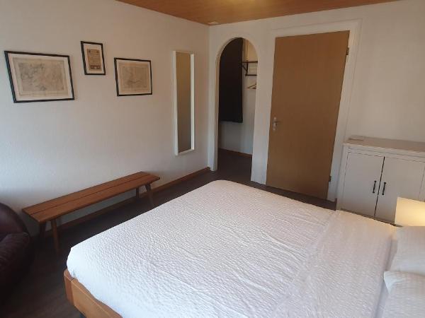 The Aarburg Hotel & Café : photo 8 de la chambre chambre supérieure lit queen-size