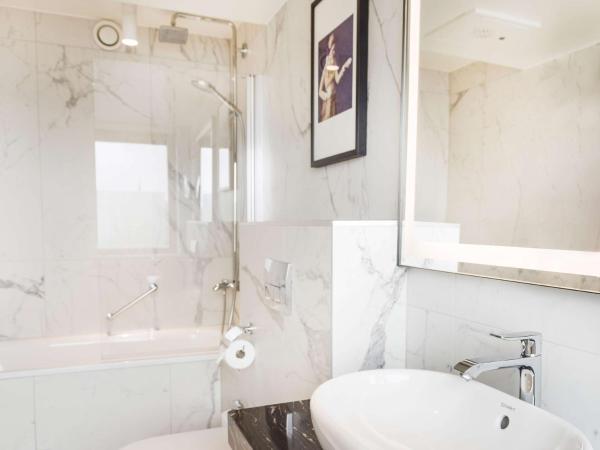 Radisson Blu Royal Viking Hotel, Stockholm : photo 6 de la chambre chambre premium avec vue sur le lac