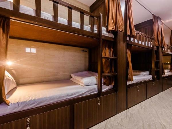 Awesome Dormitory Male Only : photo 1 de la chambre chambre simple avec salle de bains commune