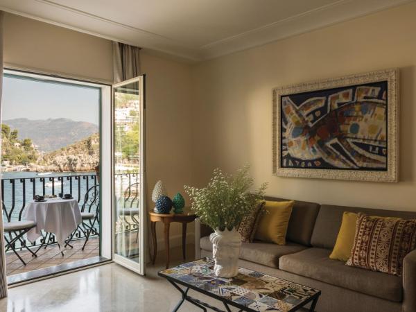 Villa Sant'Andrea, A Belmond Hotel, Taormina Mare : photo 2 de la chambre suite de luxe avec balcon - vue sur mer