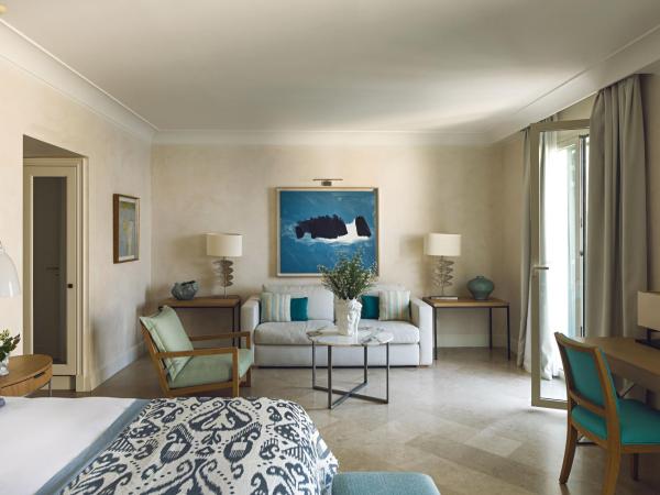 Villa Sant'Andrea, A Belmond Hotel, Taormina Mare : photo 1 de la chambre suite junior premium avec balcon - vue sur mer