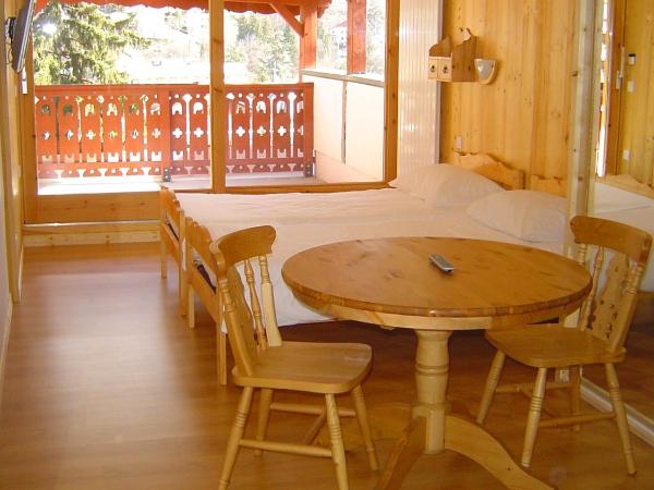 Hotel Les Chalets : photo 1 de la chambre chambre double ou lits jumeaux