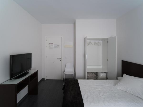 Hotel Madrid de Sevilla : photo 5 de la chambre chambre triple standard