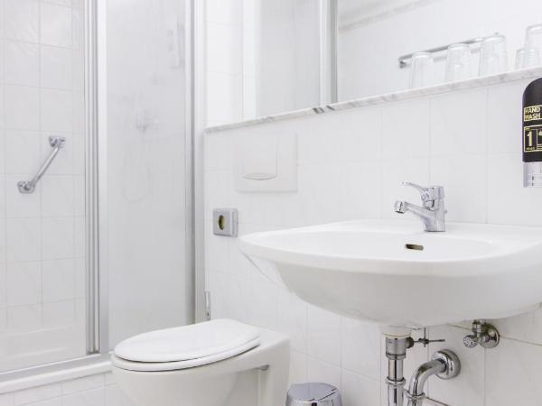 Hotel Castell am Kurfürstendamm : photo 4 de la chambre chambre simple