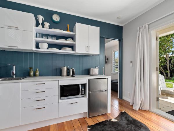 Devonport Motel : photo 5 de la chambre studio avec vue sur jardin 2