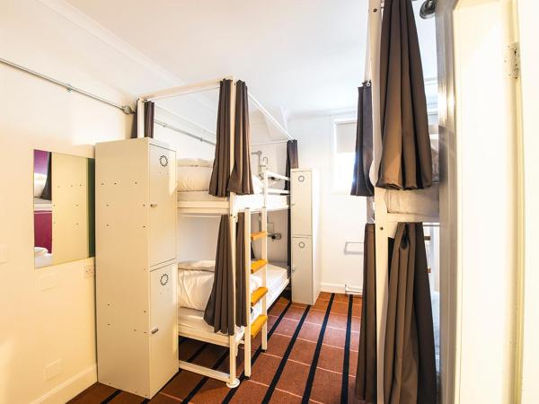 Safestay Glasgow Charing Cross : photo 2 de la chambre lit dans dortoir mixte de 10 lits avec salle de bains privative