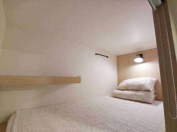 MTT Guest House : photo 2 de la chambre lit superposé dans dortoir pour femmes