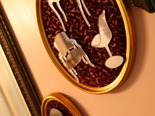 Le Parvis : photo 6 de la chambre chambre double « les louis » - 1er Étage