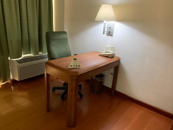 Hotel Villa Florida Puebla : photo 4 de la chambre chambre simple