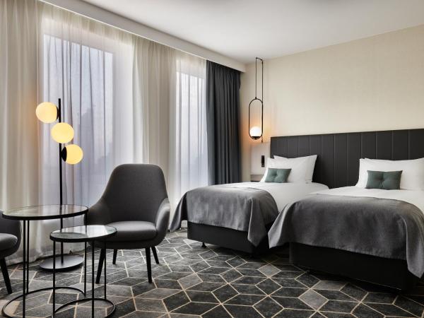 Crowne Plaza - Warsaw - The HUB, an IHG Hotel : photo 2 de la chambre chambre lits jumeaux standard avec vue 
