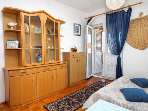 Apartments and rooms Cherry - relax & chill by the pool : photo 5 de la chambre appartement 1