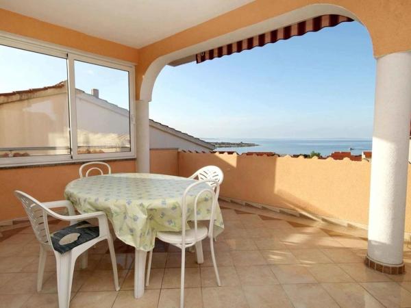 Apartments and rooms Cherry - relax & chill by the pool : photo 5 de la chambre appartement 2