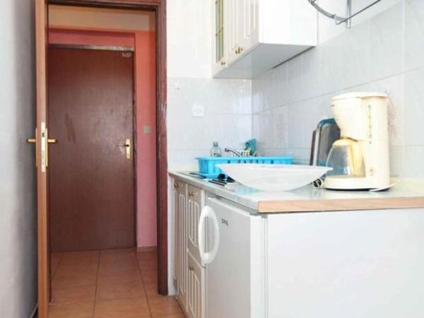 Apartments and rooms Cherry - relax & chill by the pool : photo 6 de la chambre appartement 2