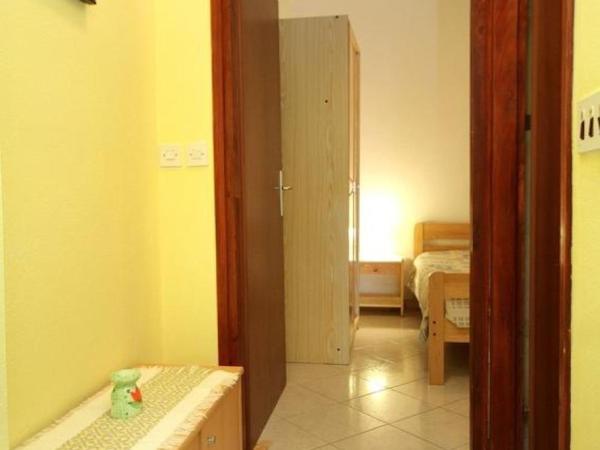 Apartments and rooms Cherry - relax & chill by the pool : photo 8 de la chambre appartement 4