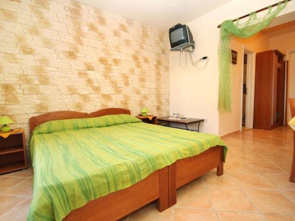 Apartments and rooms Cherry - relax & chill by the pool : photo 6 de la chambre studio 5