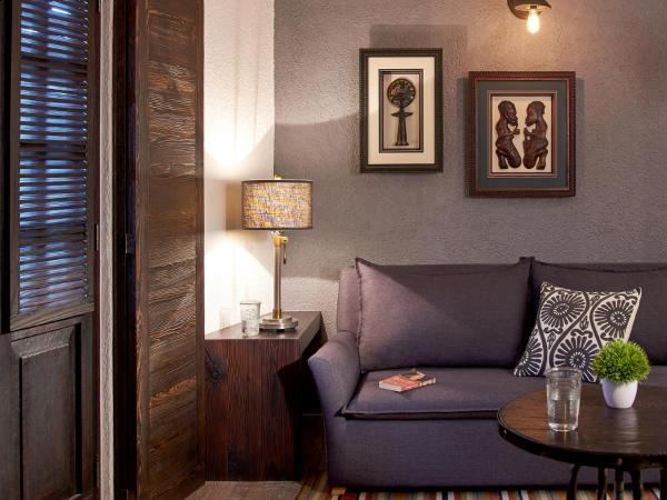 H21 Hospedaje Boutique : photo 1 de la chambre studio lit king-size avec canapé-lit