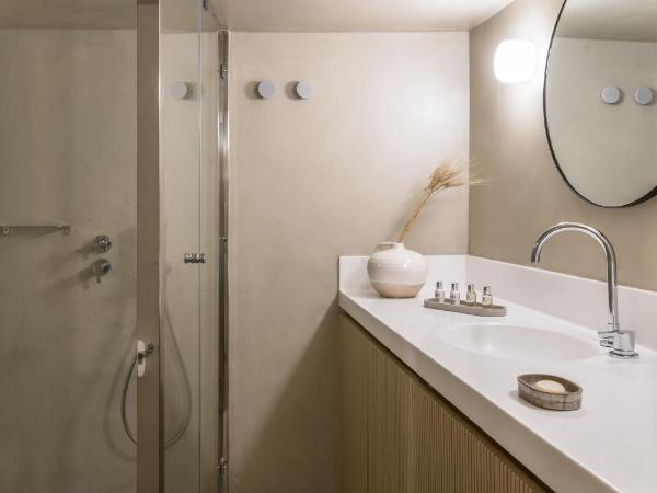 Enigma Suites : photo 10 de la chambre suite exclusive avec bain à remous