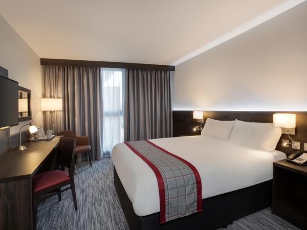 Ramada by Wyndham Leeds East : photo 4 de la chambre chambre double