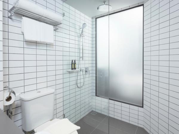 The Quarter Silom by UHG : photo 4 de la chambre chambre double supérieure avec balcon