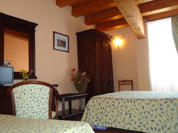 Hotel Archimede Ortigia : photo 4 de la chambre chambre triple