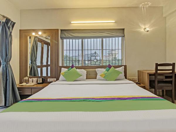 Treebo Sreemaa Newtown : photo 3 de la chambre [sanitized] standard double room