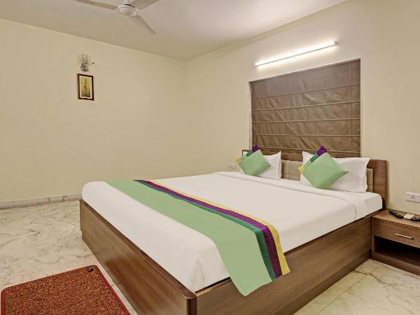 Treebo Sreemaa Newtown : photo 2 de la chambre chambre double deluxe