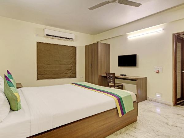 Treebo Sreemaa Newtown : photo 4 de la chambre chambre double deluxe