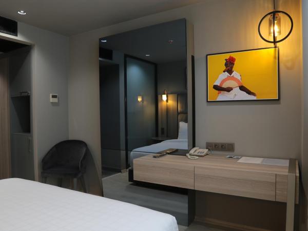 Pasaport Pier Hotel : photo 4 de la chambre chambre double supérieure