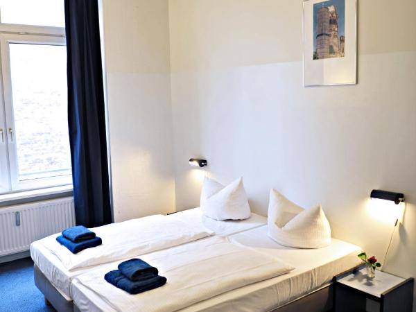 Hotel Transit Loft : photo 7 de la chambre chambre double ou lits jumeaux