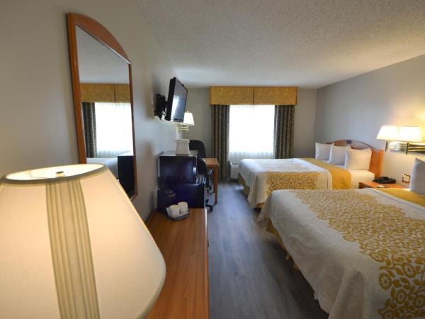 Days Inn & Suites by Wyndham Airport Albuquerque : photo 1 de la chambre chambre 2 lits queen-size - non-fumeurs