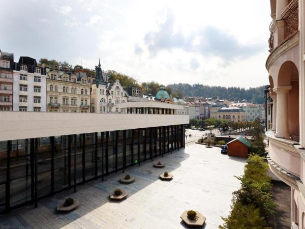 Art Deco WOLKER by ASTORIA Hotel & Medical Spa : photo 3 de la chambre offre spéciale - chambre simple supérieure avec forfait spa et pension complète