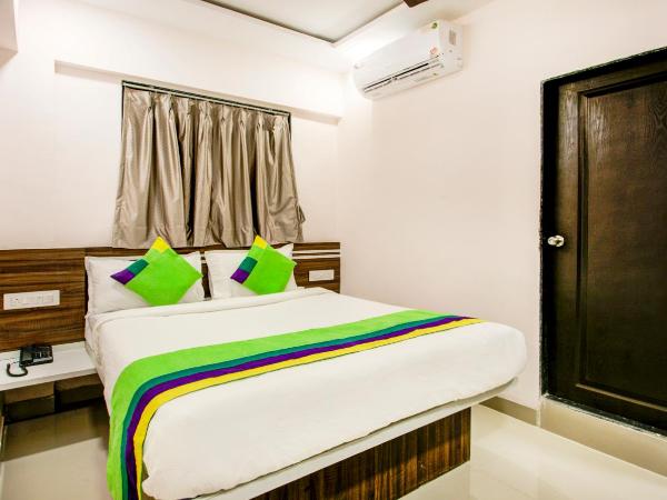 Treebo Trend Kings Inn Vashi : photo 1 de la chambre chambre double Économique
