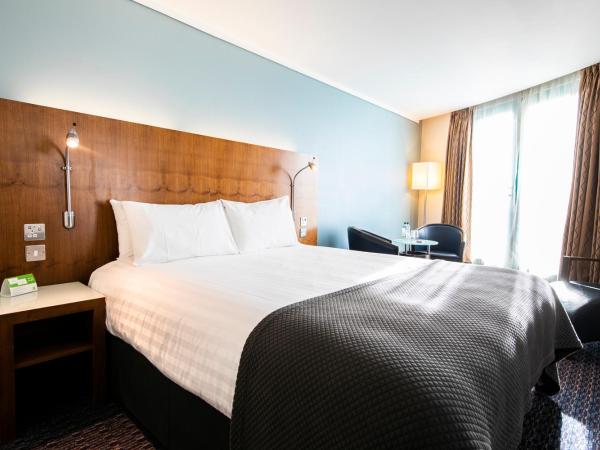 Holiday Inn London Camden Lock, an IHG Hotel : photo 1 de la chambre chambre standard lit queen-size