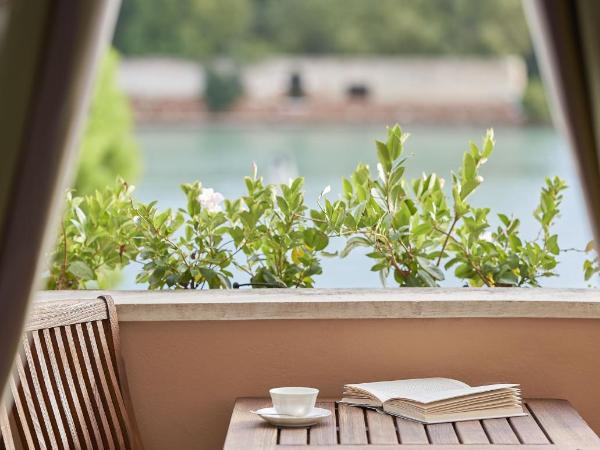 Hotel Cipriani, A Belmond Hotel, Venice : photo 10 de la chambre chambre double ou lits jumeaux premium avec balcon et vue sur le lagon