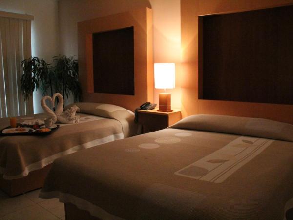 Hotel Real Zapopan : photo 10 de la chambre chambre avec 2 grands lits queen-size 