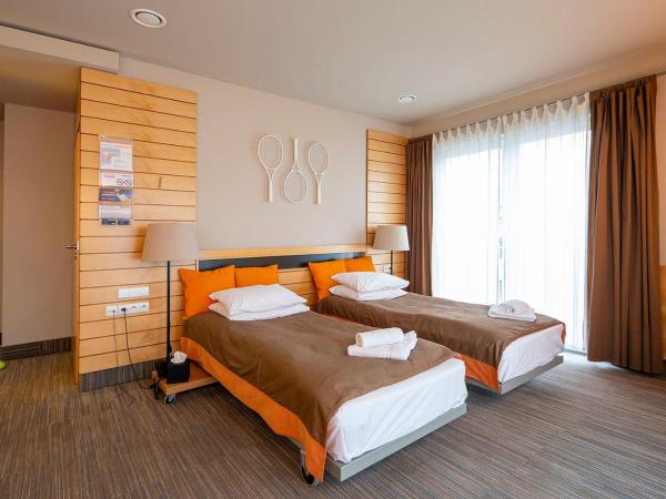 Hotel Restauracja Tenis Kortowo : photo 3 de la chambre chambre lits jumeaux