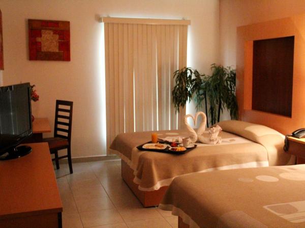 Hotel Real Zapopan : photo 6 de la chambre chambre avec 2 grands lits queen-size 