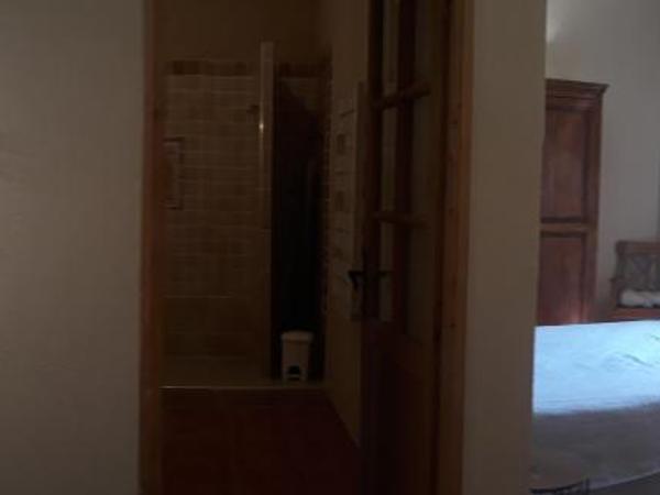 Le Mas des Vergers : photo 9 de la chambre studio - vue sur piscine